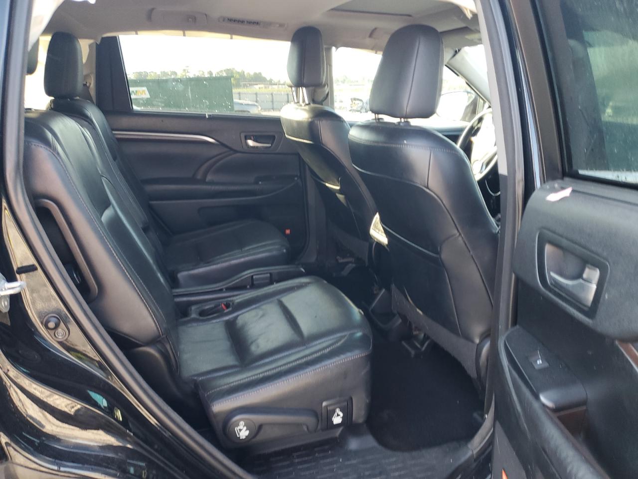 TOYOTA HIGHLANDER LIMITED