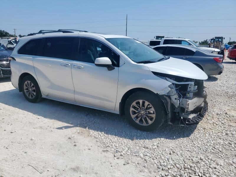 2024 TOYOTA SIENNA XLE - 5TDYRKEC5RS220249