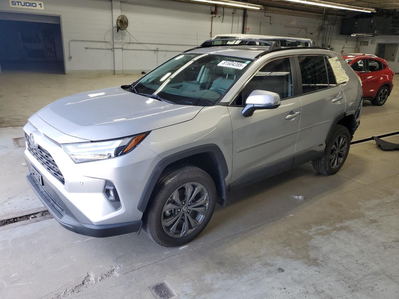 TOYOTA RAV4 XLE PREMIUM