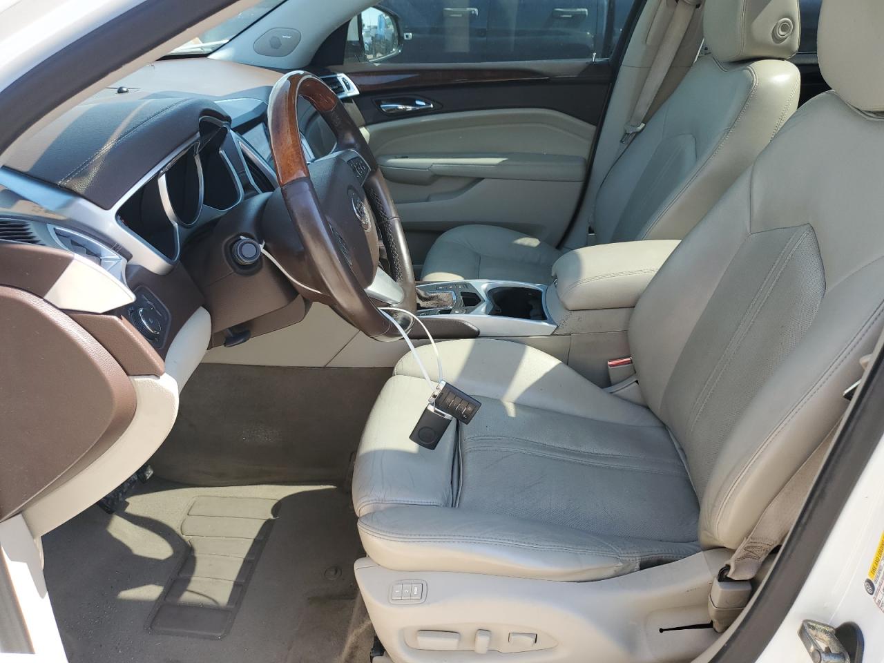 CADILLAC SRX PREMIUM COLLECTION