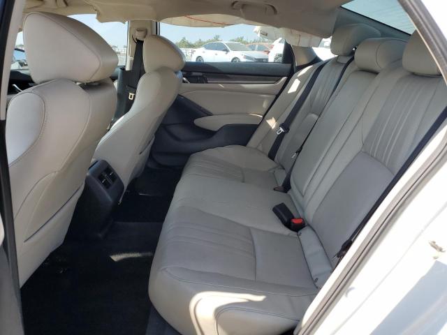 2018 HONDA ACCORD TOU 1HGCV1F90JA007814