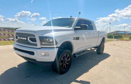 RAM 2500 LARAM 2018 white  diesel 3C6UR5NL8JG327578 photo #3