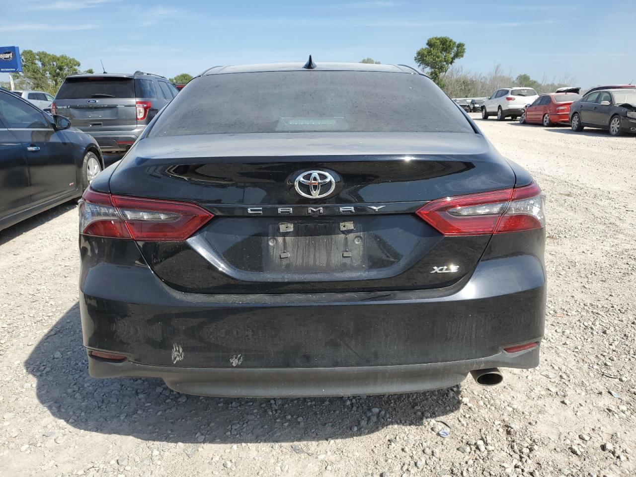 TOYOTA CAMRY XLE