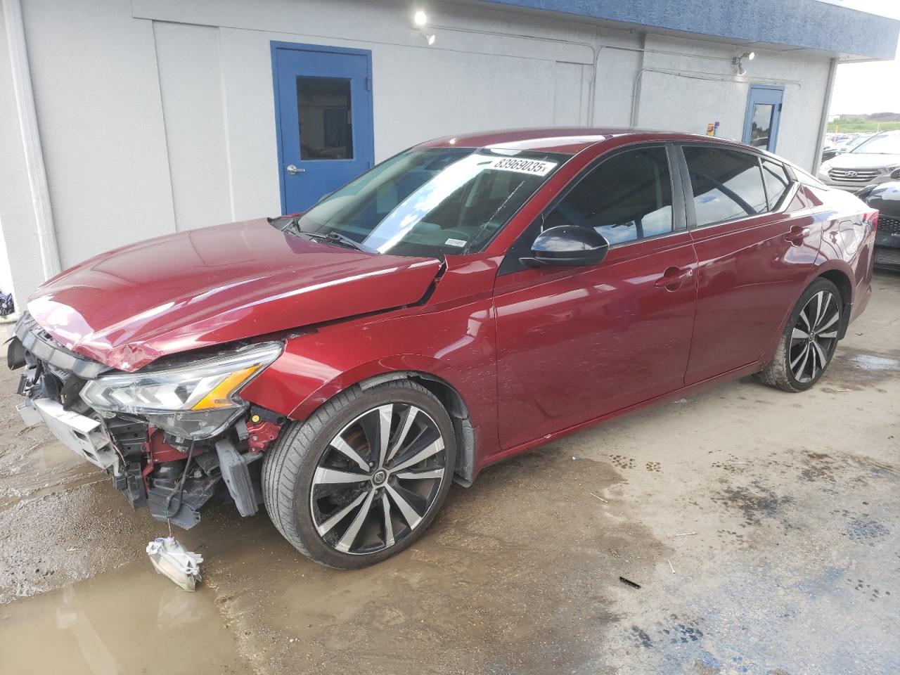 NISSAN ALTIMA SR