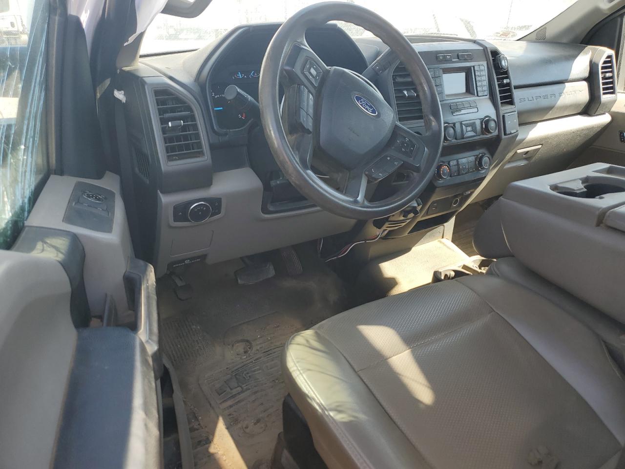 FORD F-550 SUPER DUTY