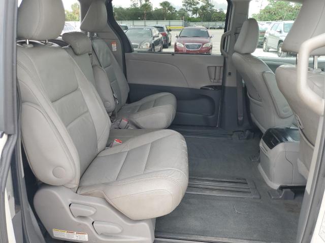 2016 TOYOTA SIENNA XLE 5TDYK3DC8GS720138