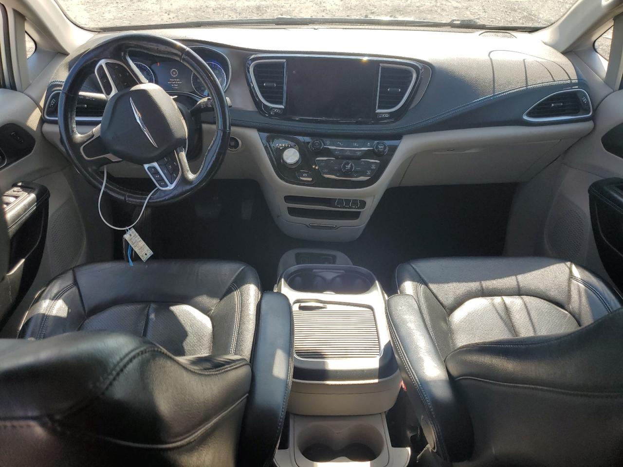 CHRYSLER PACIFICA TOURING L