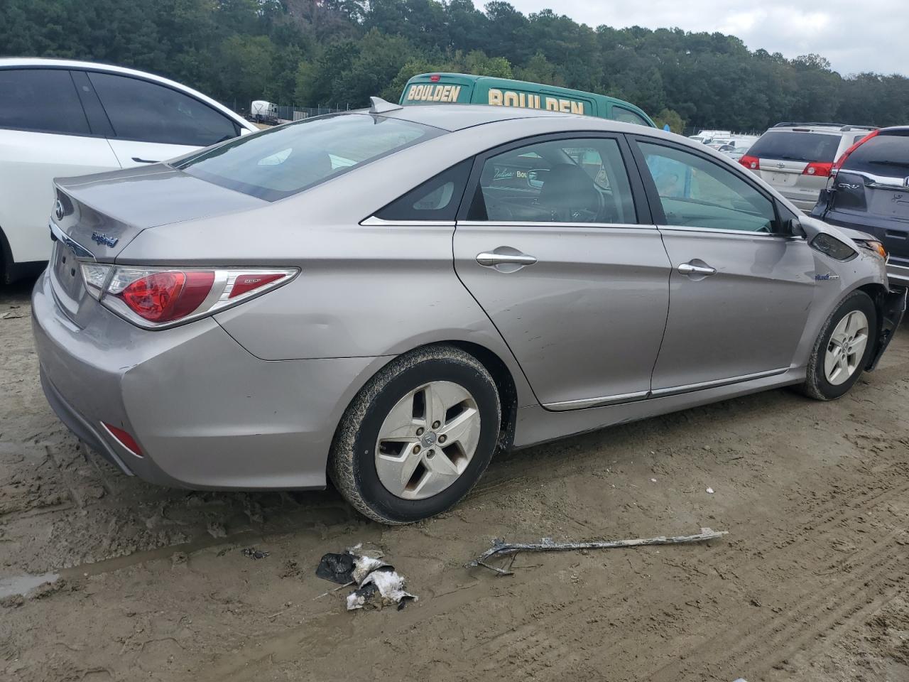 HYUNDAI SONATA HYBRID