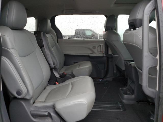 2021 TOYOTA SIENNA XLE 5TDYRKEC9MS066959