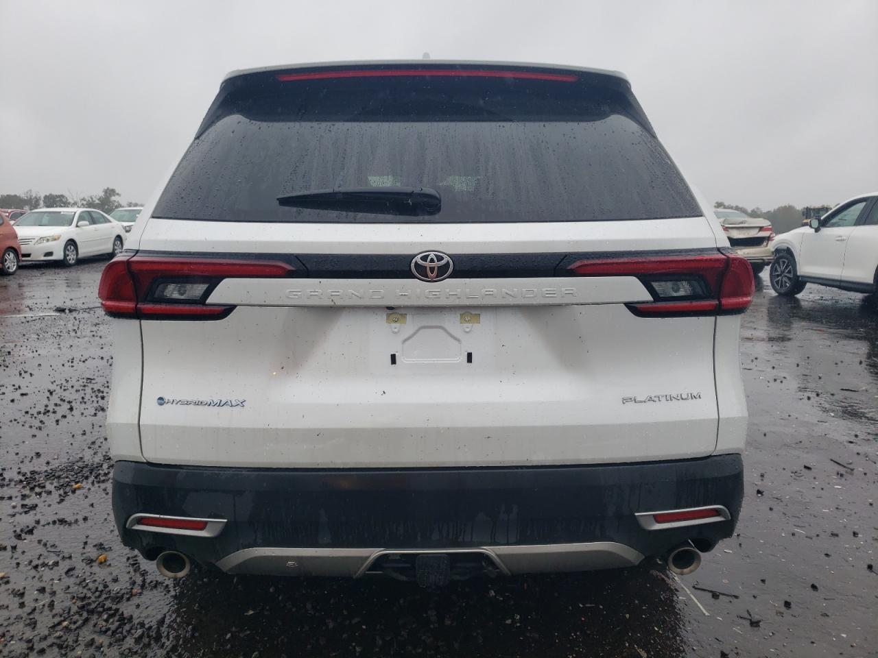 TOYOTA HIGHLANDER LIMITED