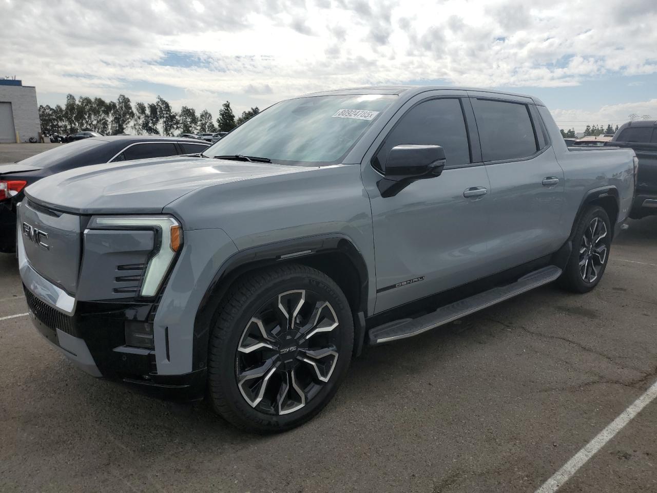 GMC SIERRA DENALI