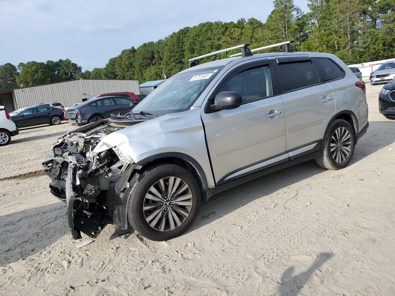MITSUBISHI OUTLANDER ES