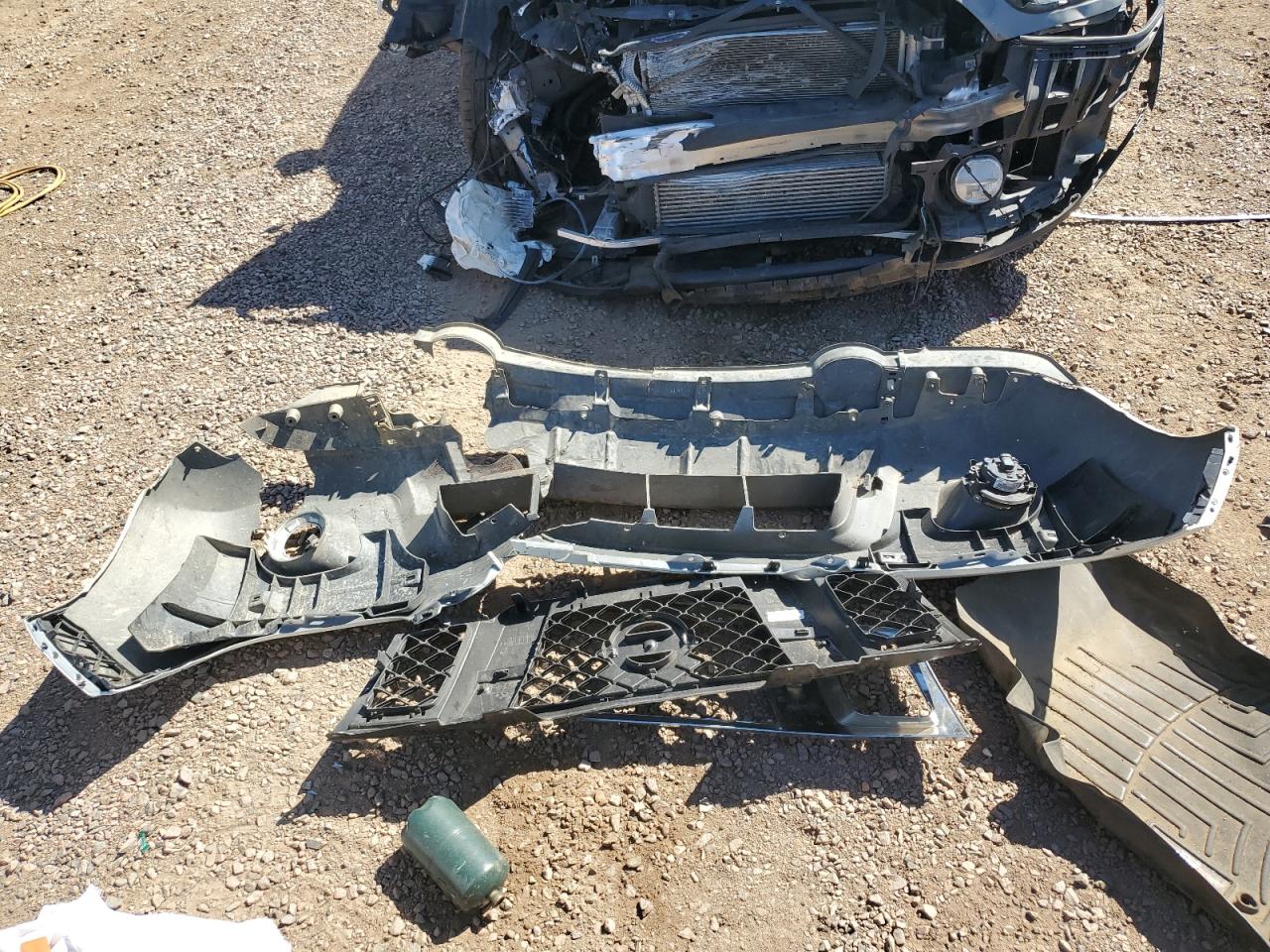 Lot #3302982641 2018 NISSAN FRONTIER S