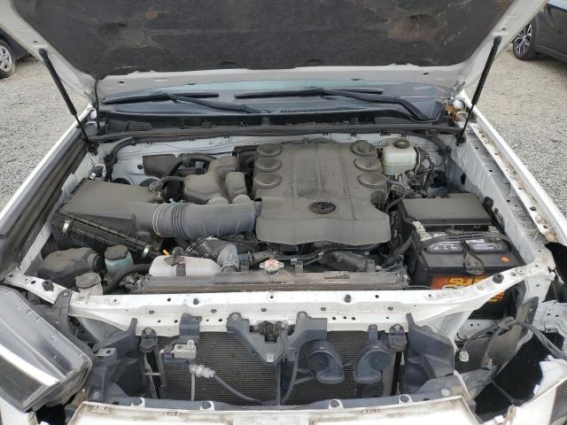 2019 TOYOTA 4RUNNER SR JTEBU5JR3K5718022