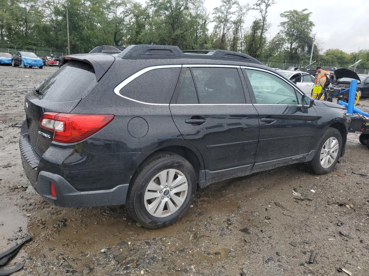 Lot #3309626078 2018 SUBARU OUTBACK 2.