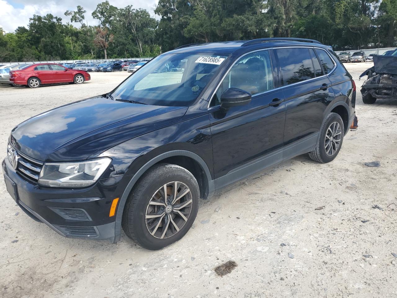 VOLKSWAGEN TIGUAN SE