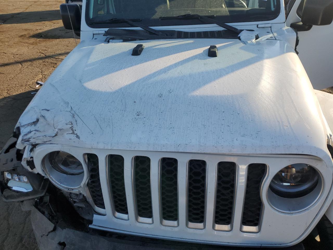 JEEP WRANGLER SAHARA 4XE