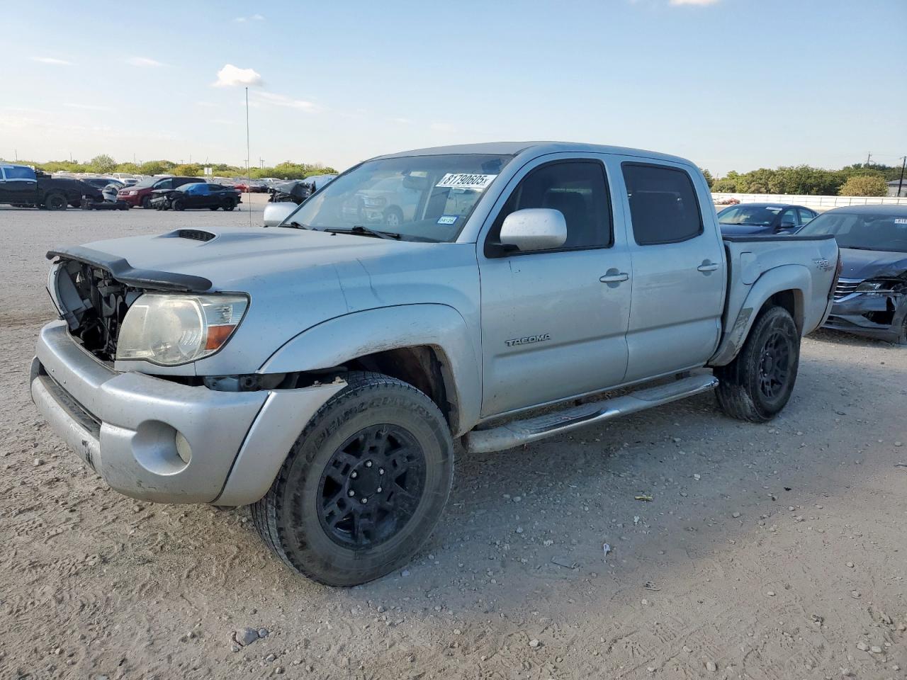  Salvage Toyota Tacoma