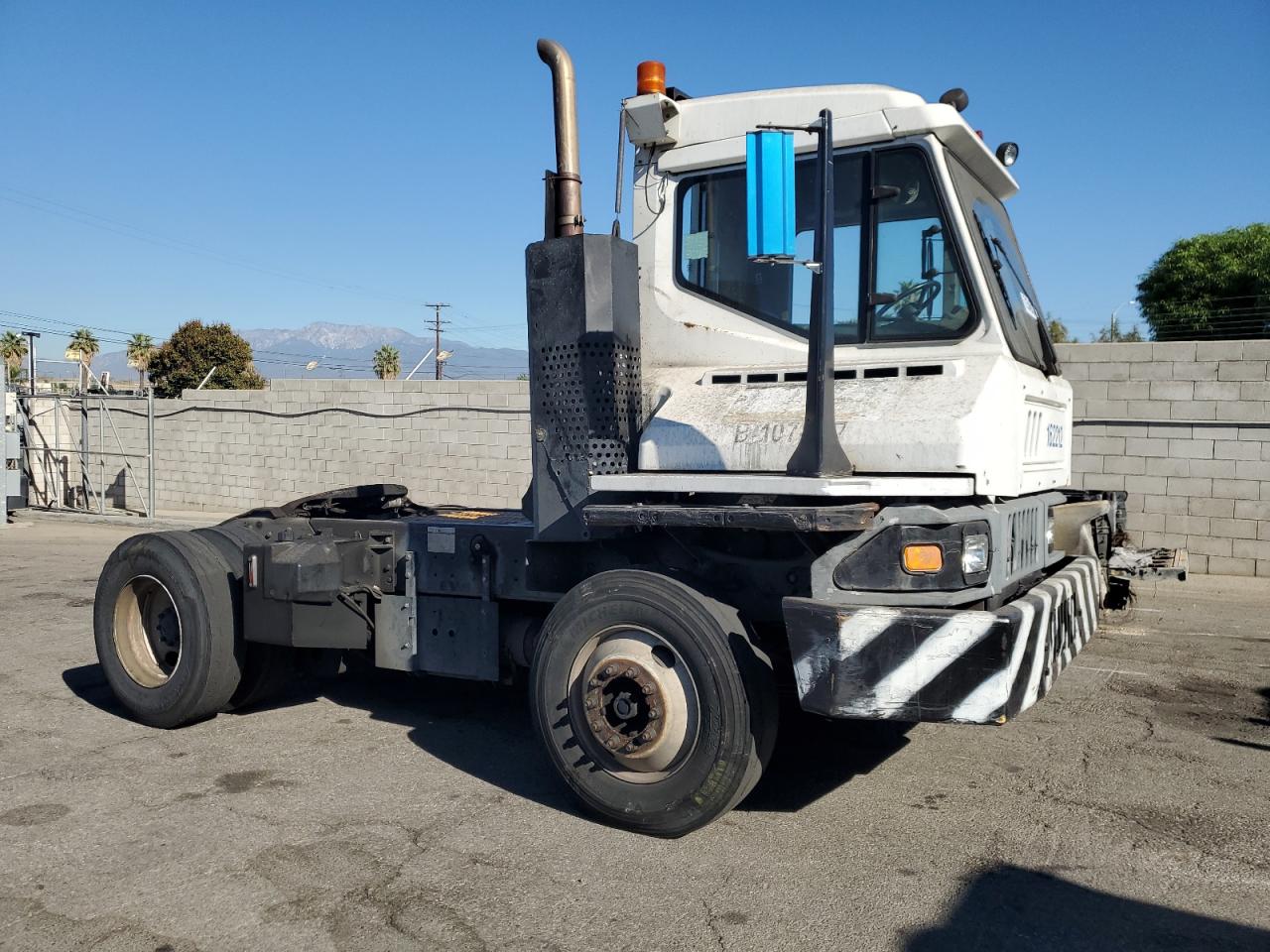 Lot #3245204612 2016 KALMAR OTTAWA4X2