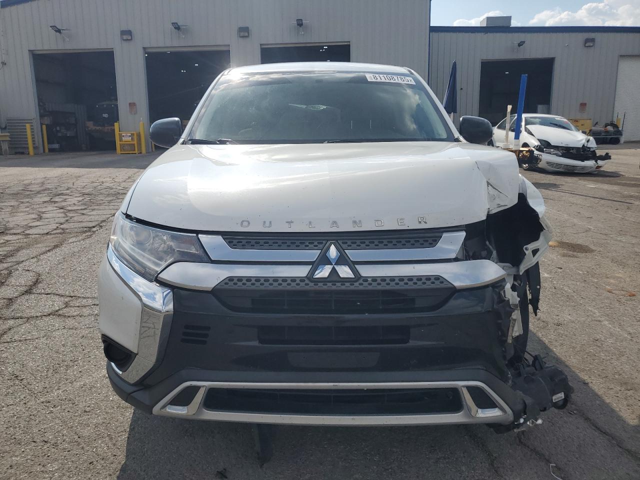 MITSUBISHI OUTLANDER ES