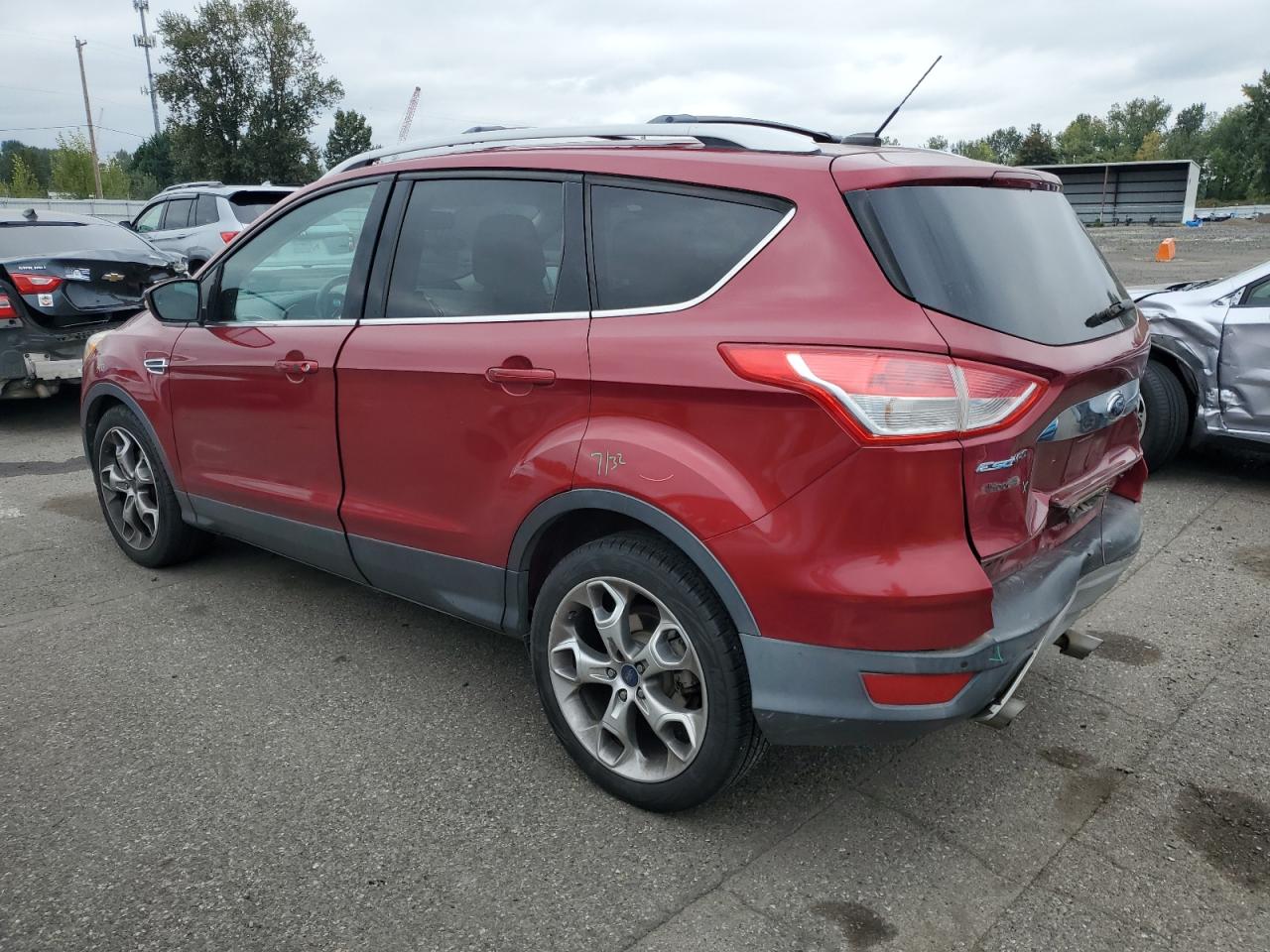 FORD ESCAPE TITANIUM