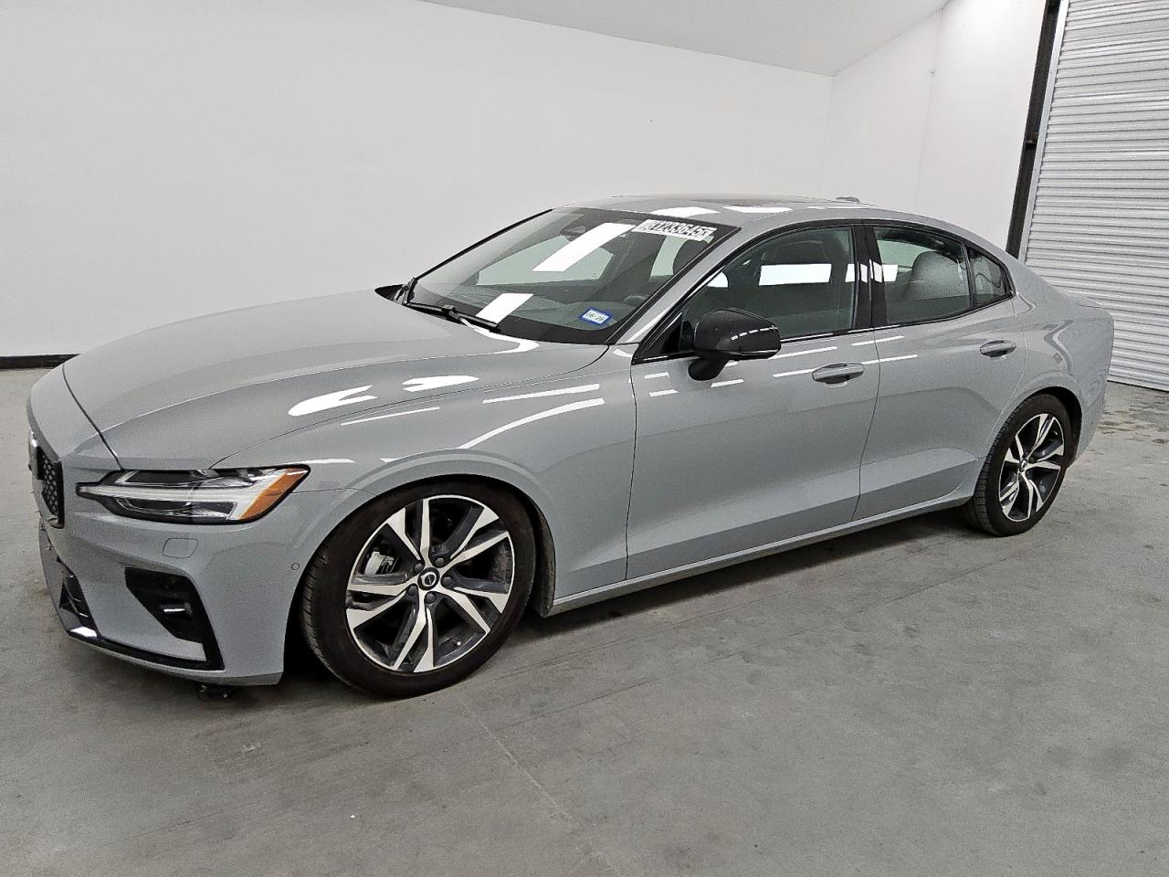 VOLVO S60 PLUS