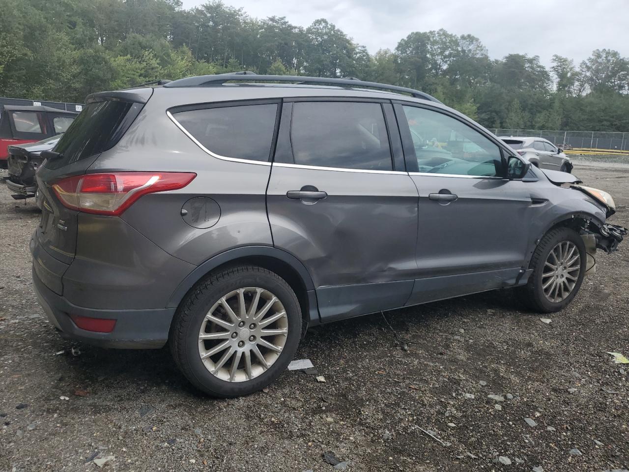 FORD ESCAPE SE