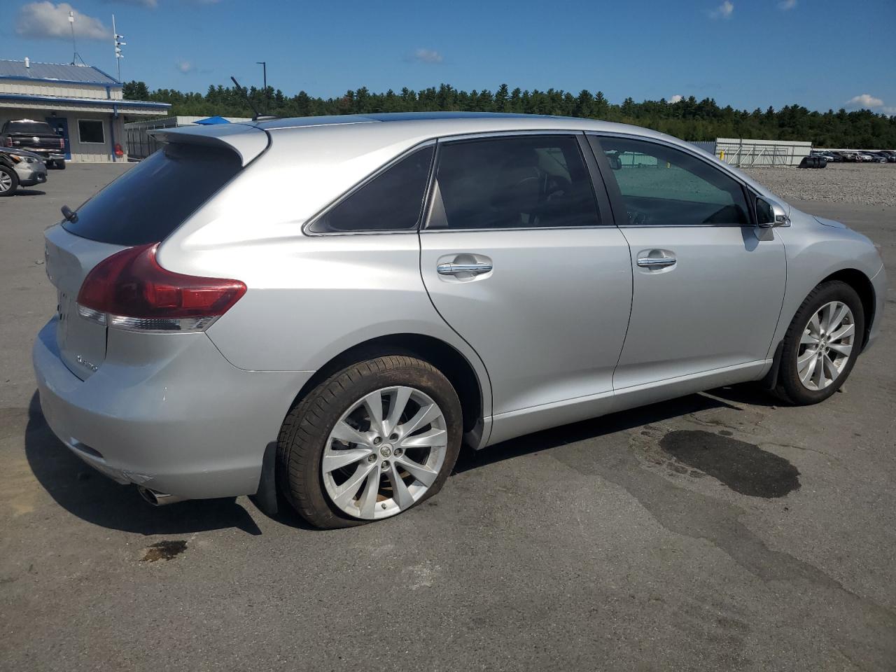 TOYOTA VENZA LE