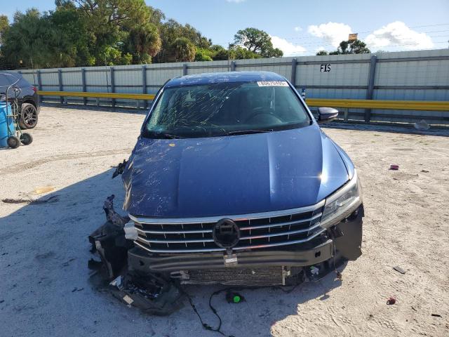 2017 VOLKSWAGEN PASSAT SE 1VWGT7A38HC007373