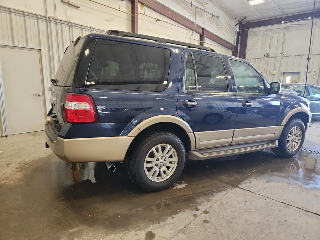 FORD EXPEDITION XLT