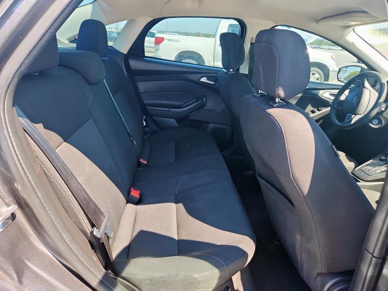 2018 FORD FOCUS SE 1FADP3FE2JL303059