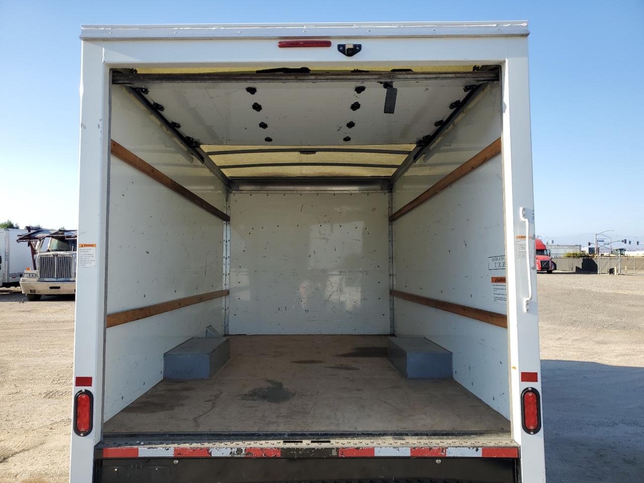 GMC SAVANA CUTAWAY G3500