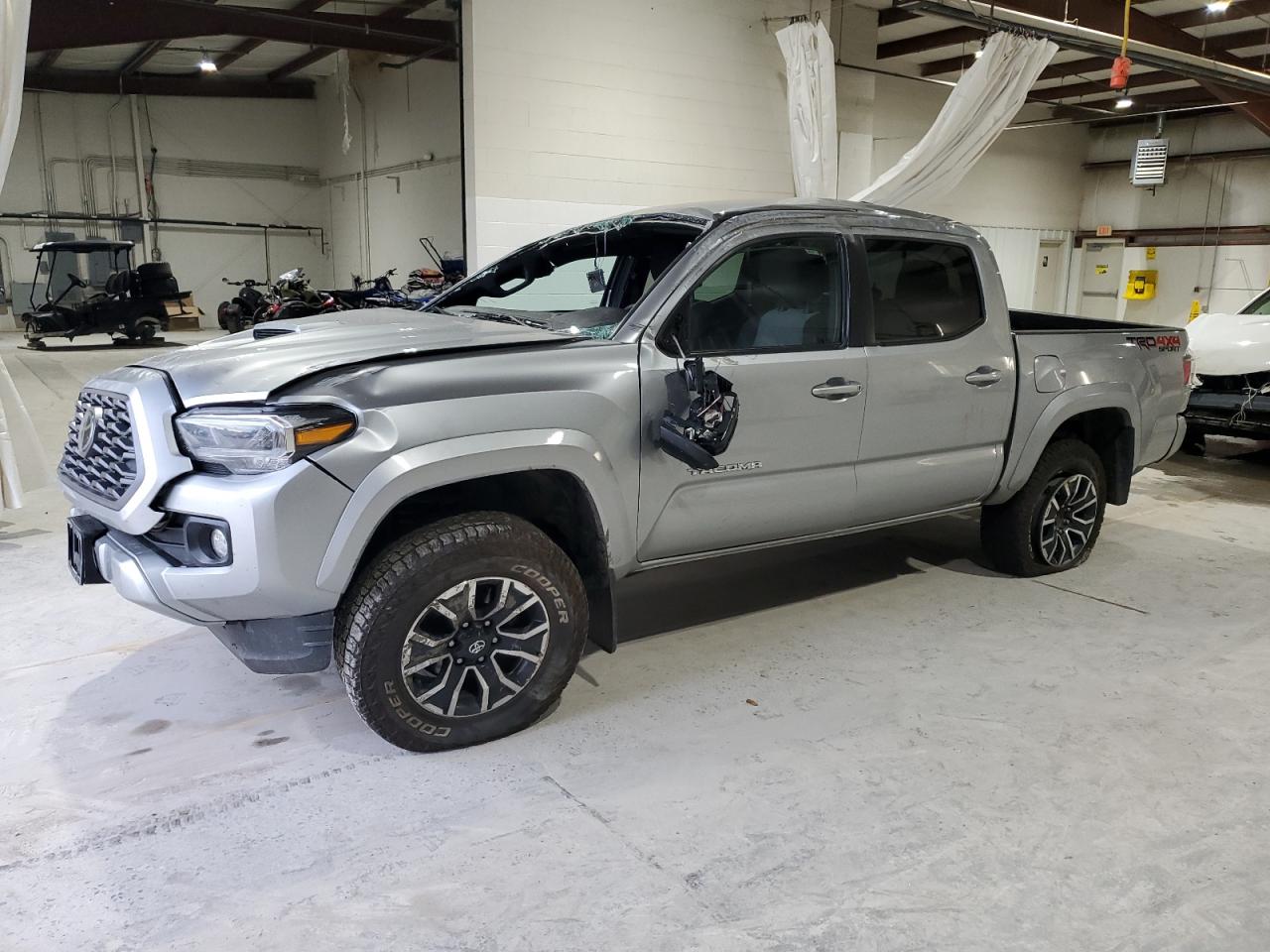 TOYOTA TACOMA DOUBLE CAB