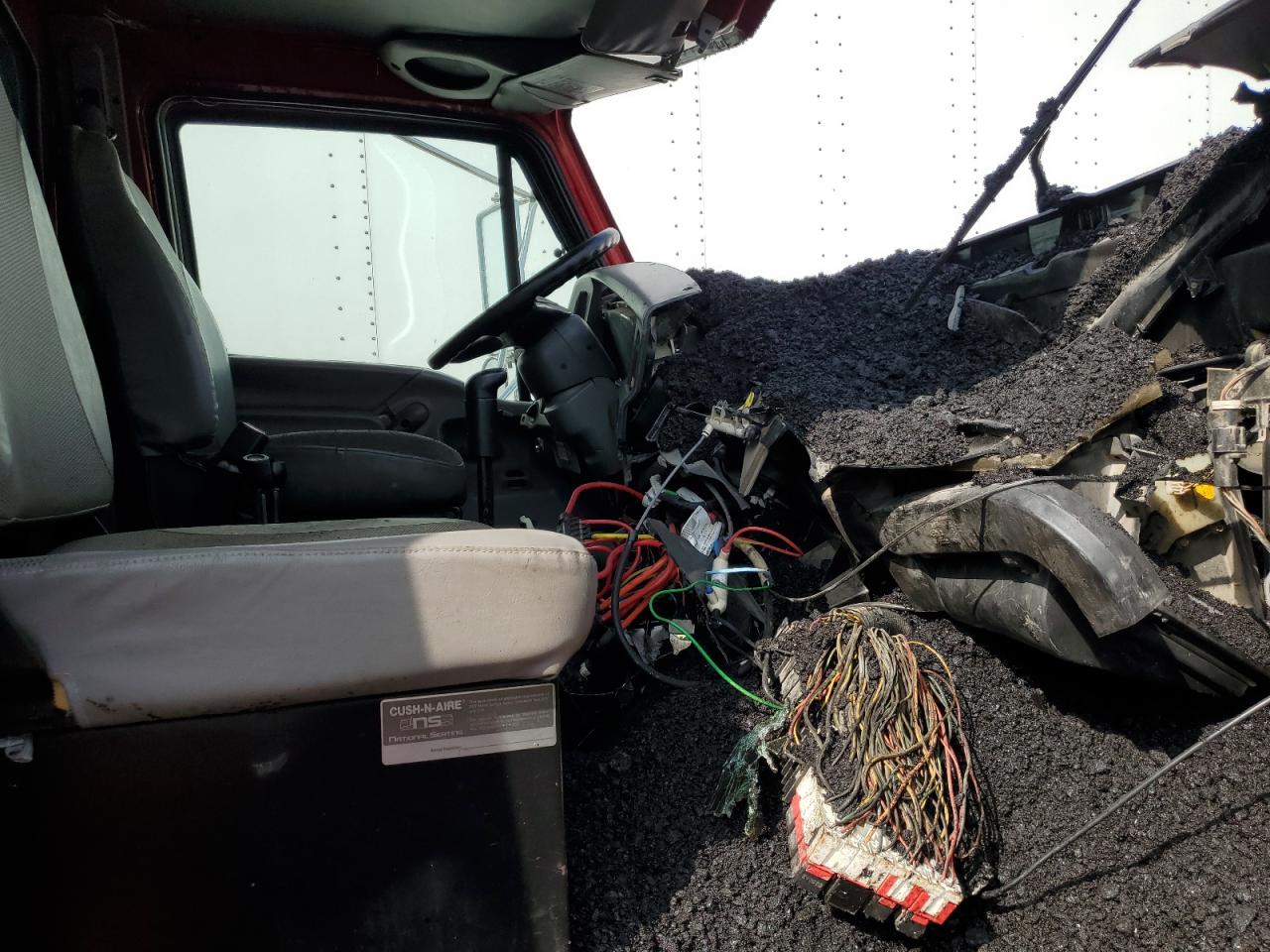 Lot #3309274616 2000 STERLING L7500