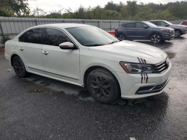 2016 VOLKSWAGEN PASSAT S 1VWAT7A39GC022095