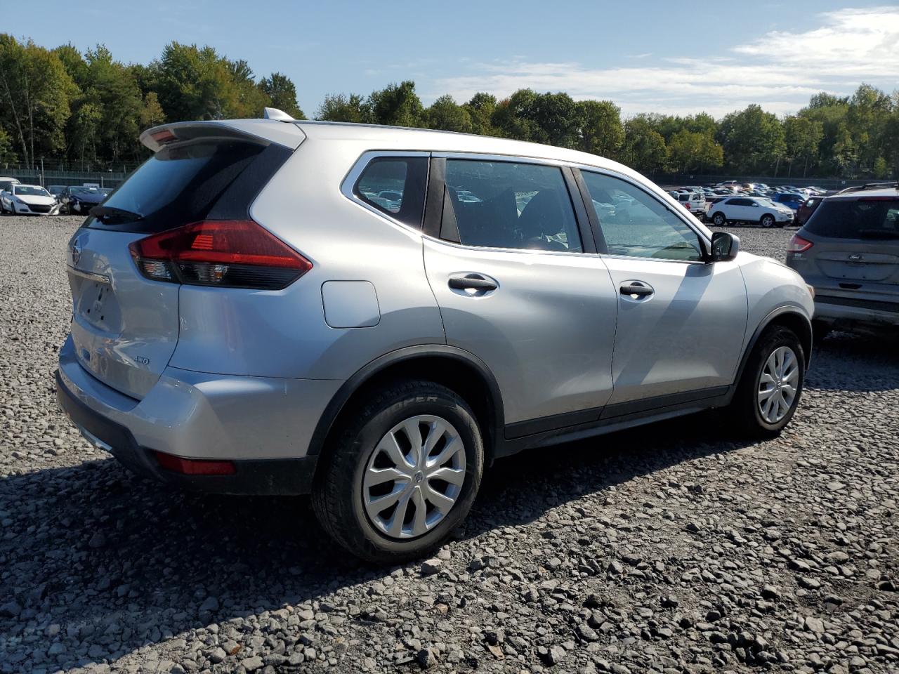 NISSAN ROGUE S