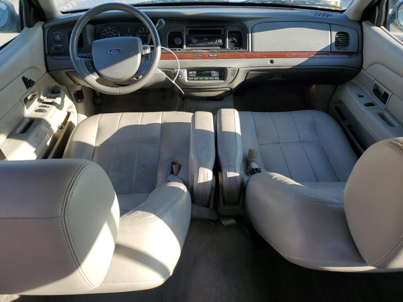 FORD CROWN VICTORIA LX