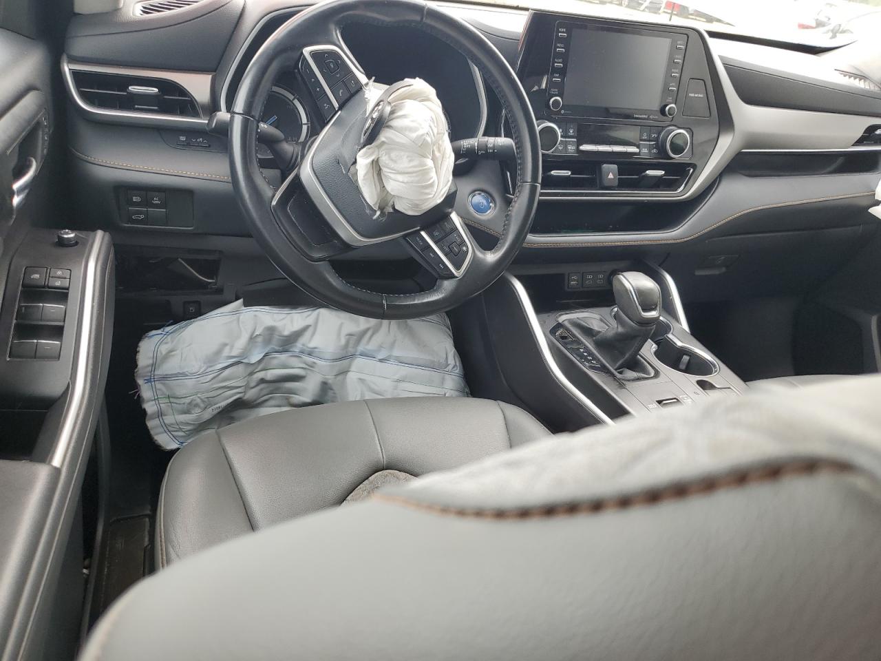 TOYOTA HIGHLANDER HYBRID XLE