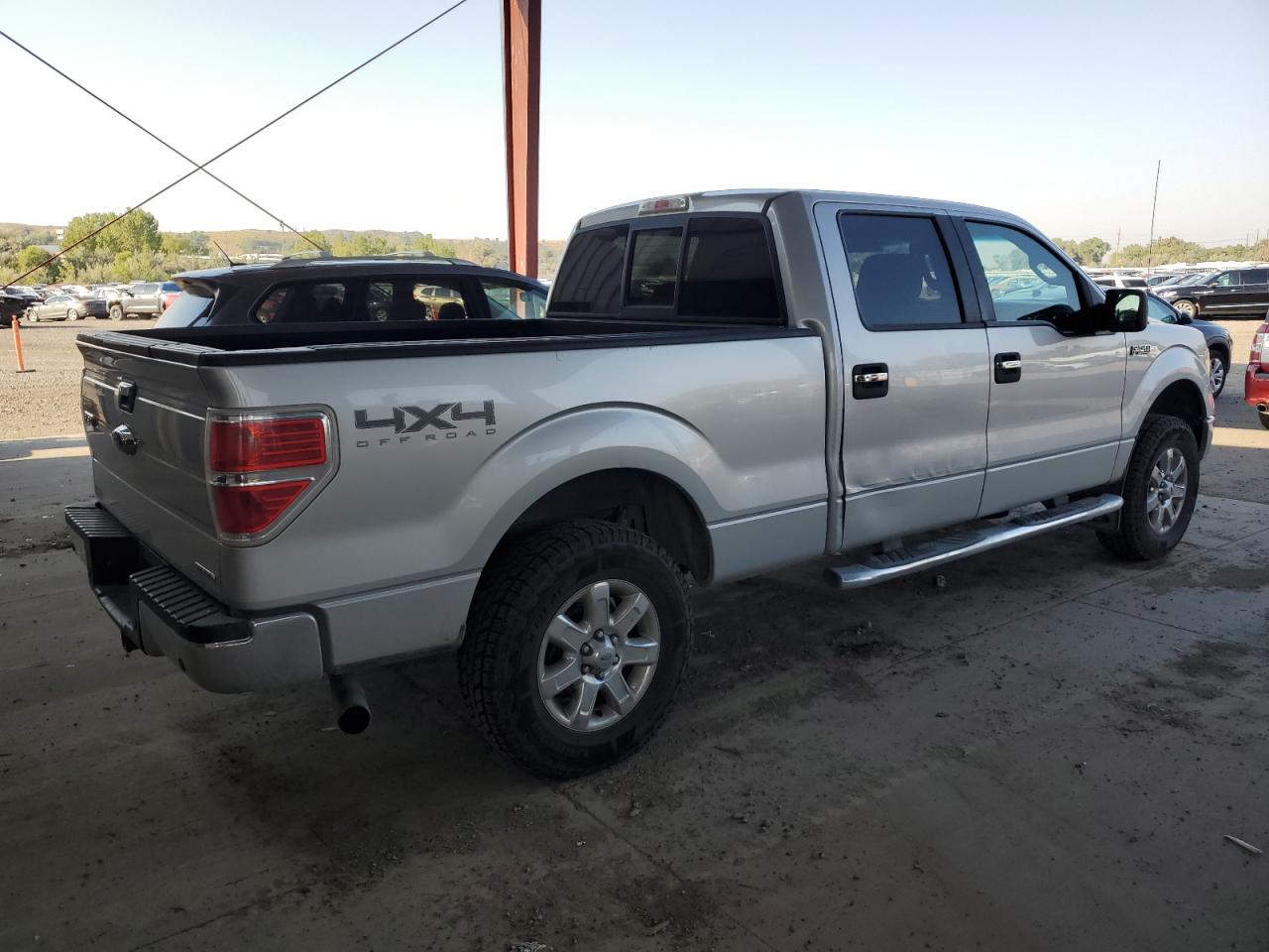 FORD F-150 SUPERCREW