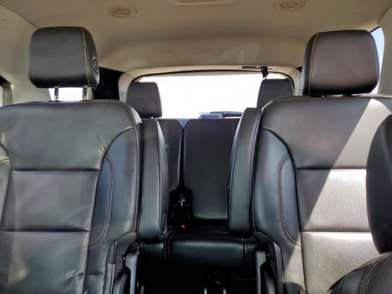 CHEVROLET TRAVERSE LT