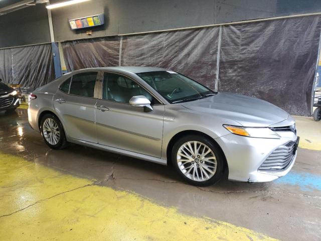 2018 TOYOTA CAMRY HYBR 4T1B21HK3JU005679