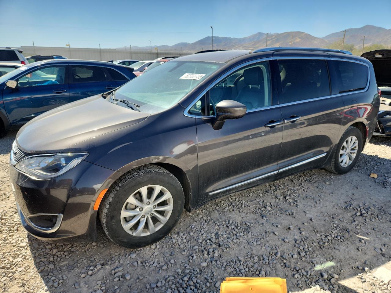 CHRYSLER PACIFICA TOURING L