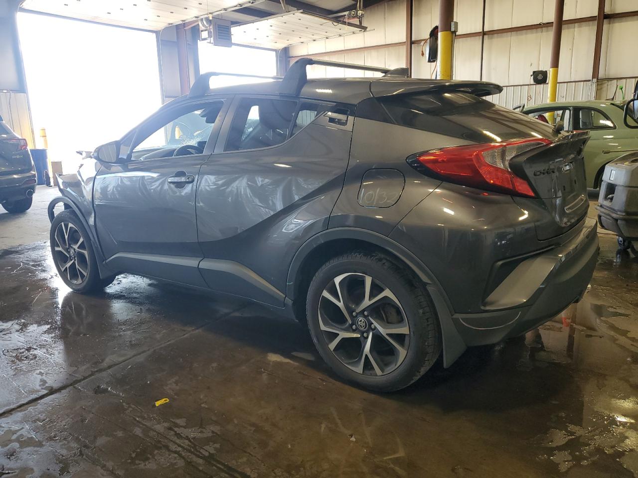 TOYOTA C-HR XLE