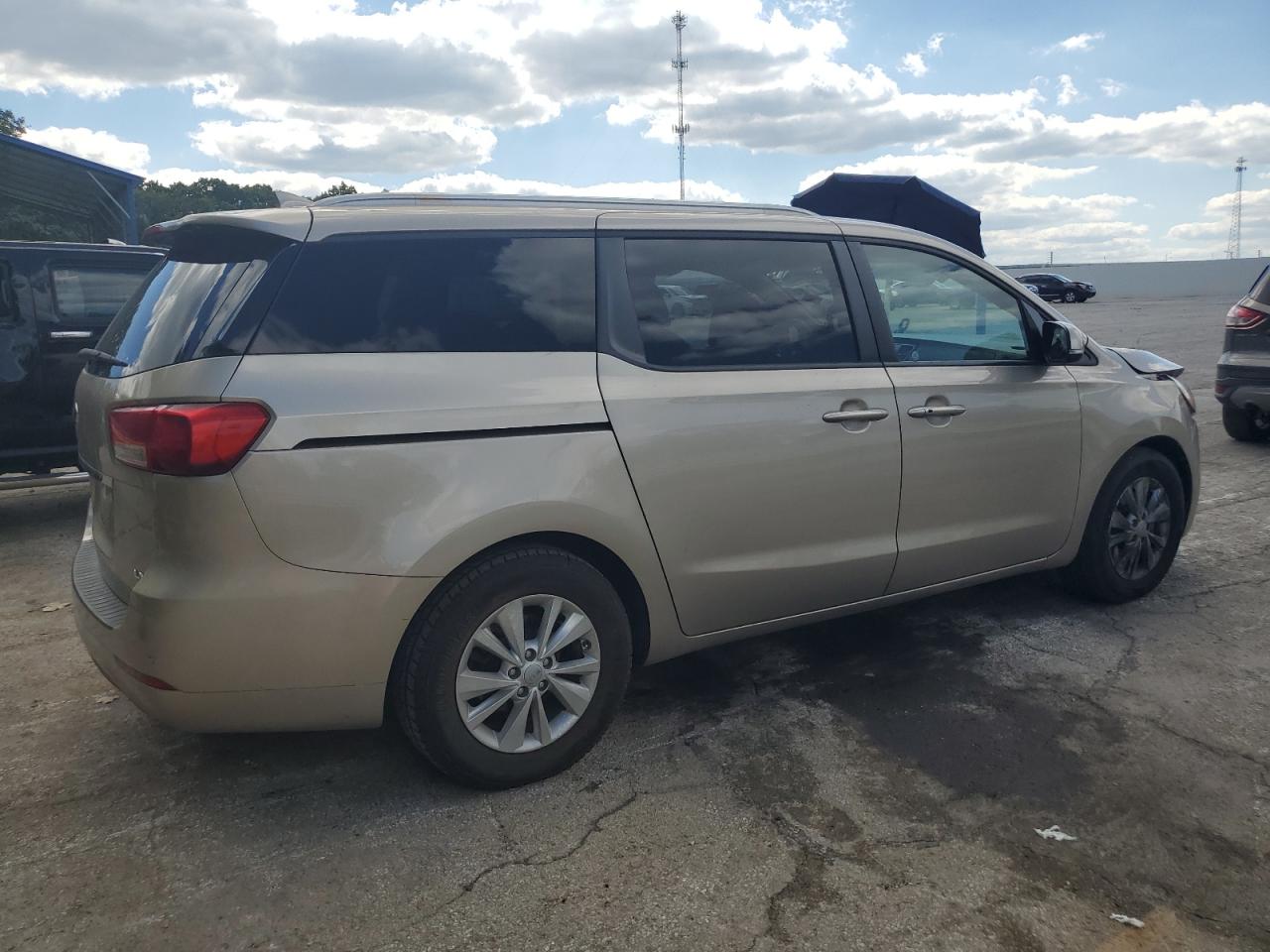 Lot #3298082150 2017 KIA SEDONA LX