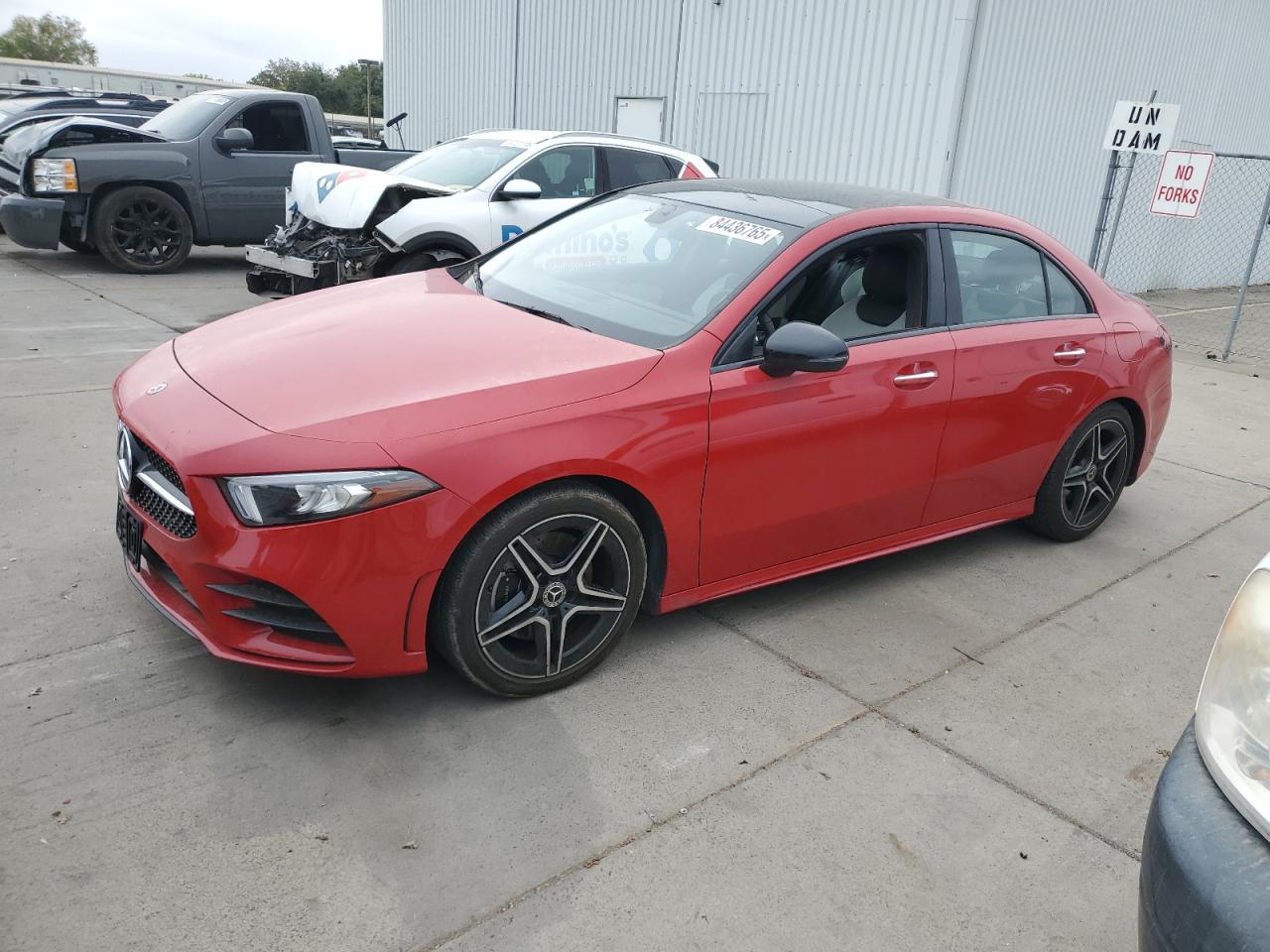 MERCEDES-BENZ A-CLASS 220