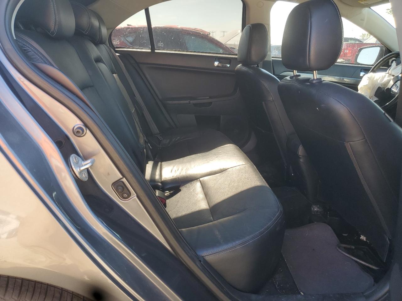 MITSUBISHI LANCER GTS