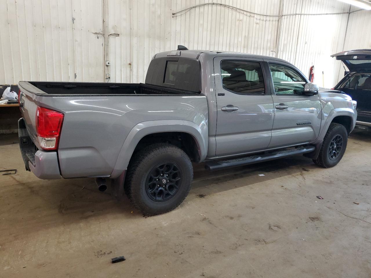 TOYOTA TACOMA DOUBLE CAB