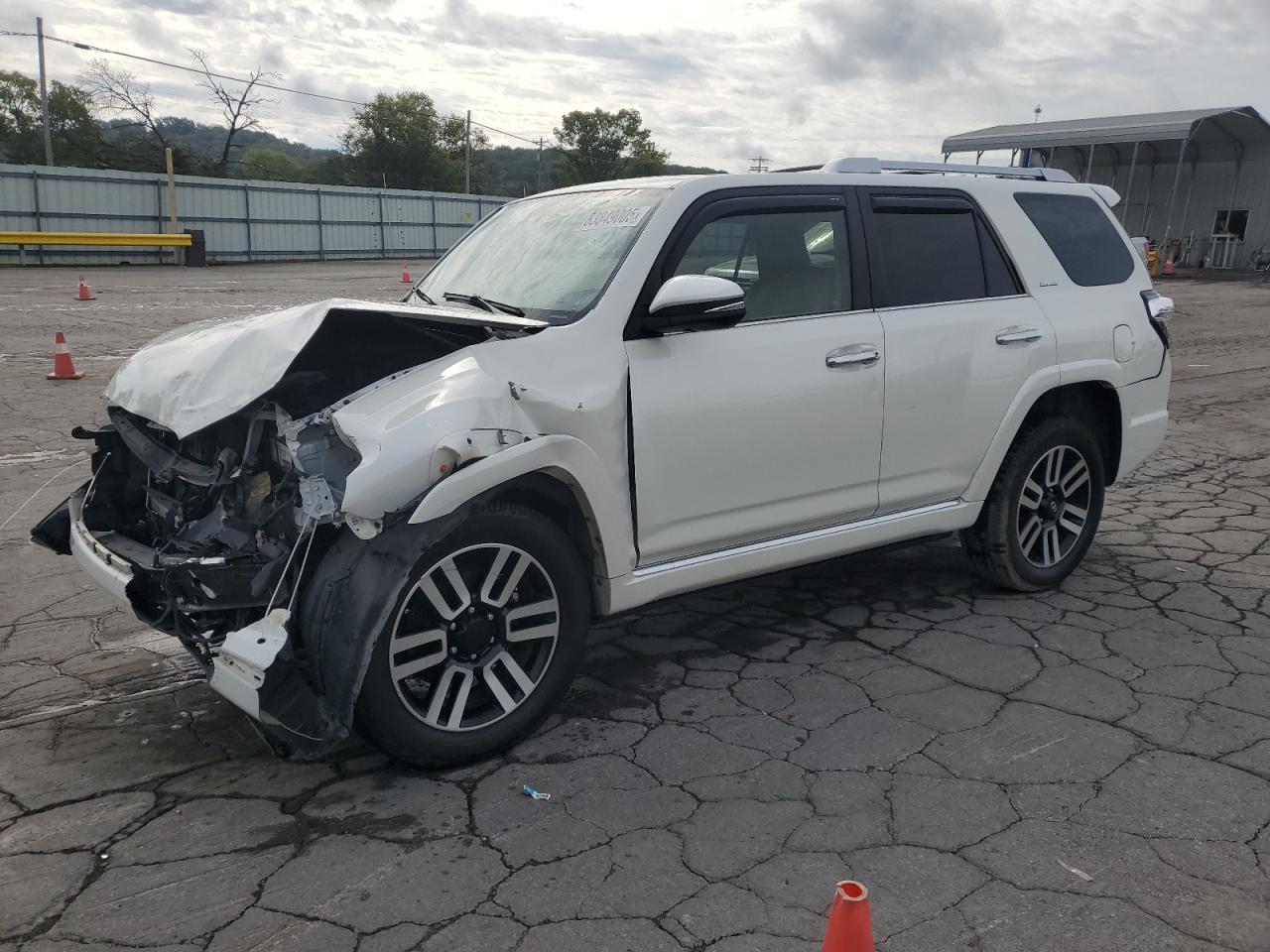 TOYOTA 4RUNNER SR5/SR5 PREMIUM