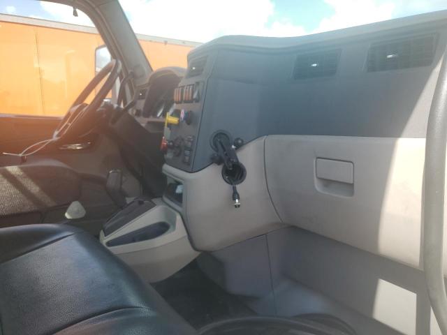 2018 PETERBILT TRACTOR 579 #3261270934