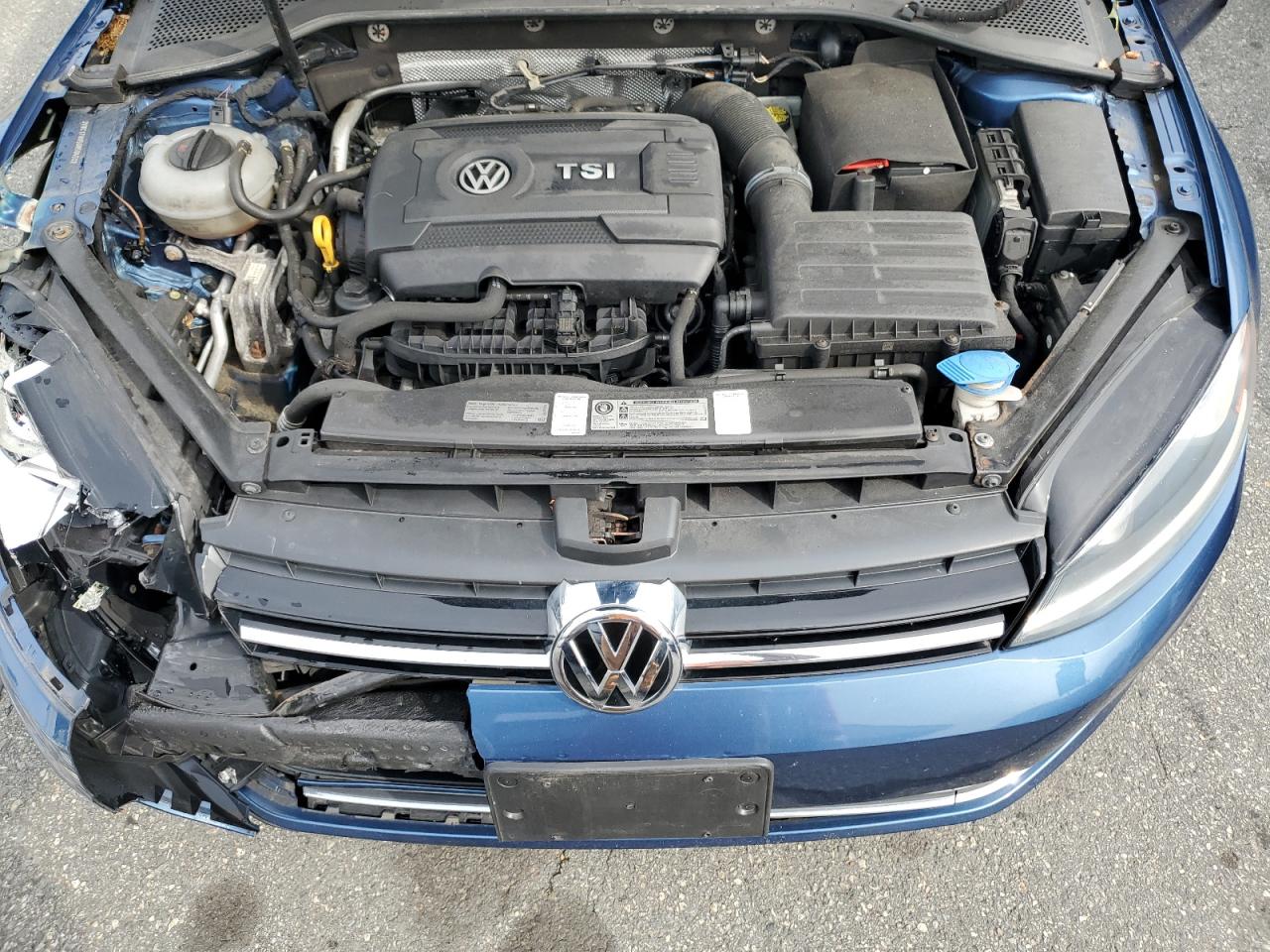 VOLKSWAGEN GOLF SPORTSVAN S